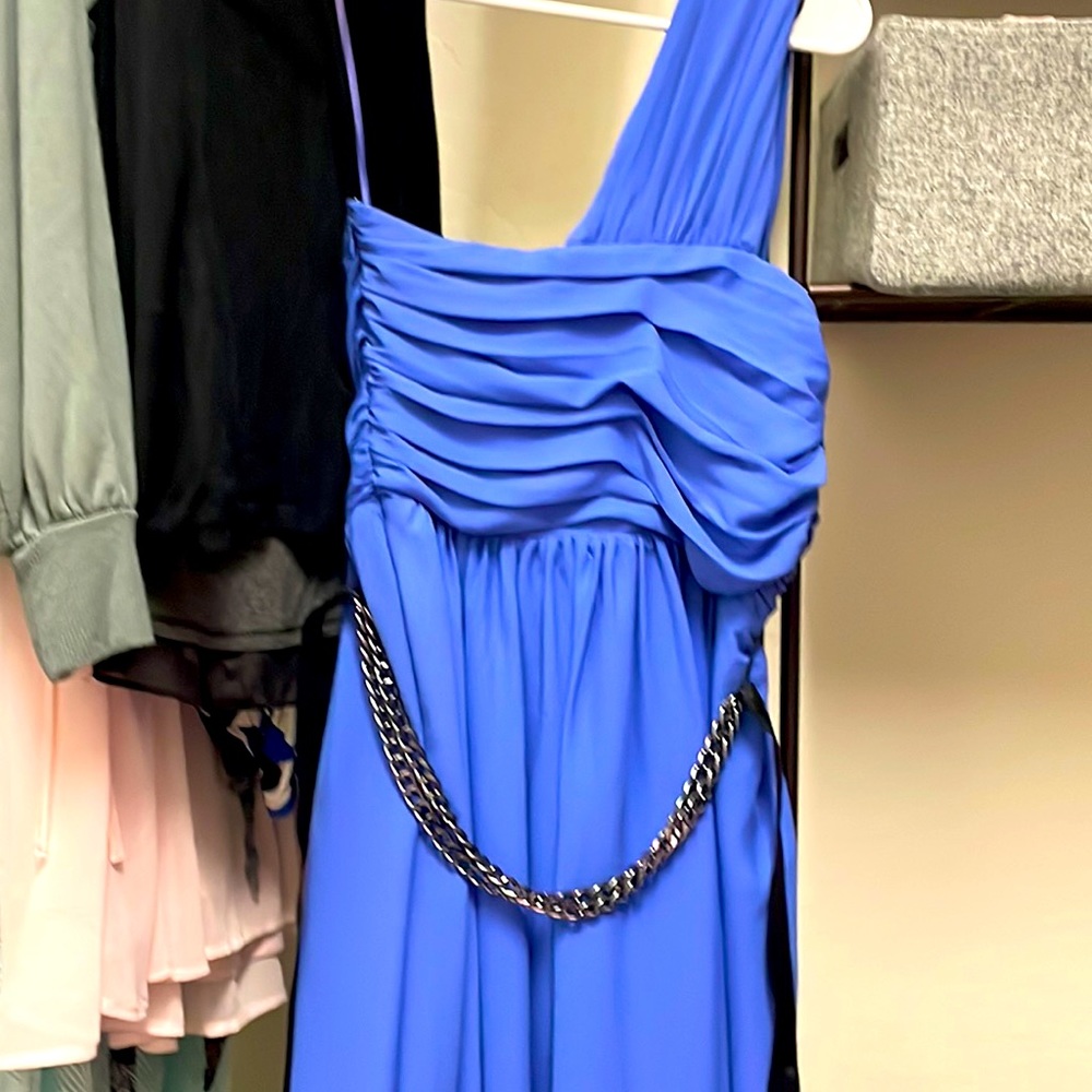 One shoulder Express dress